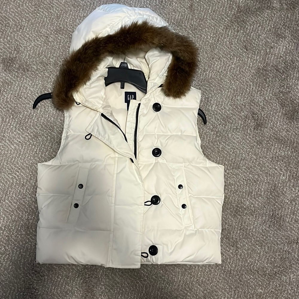Gap Puffer Vest with Hood